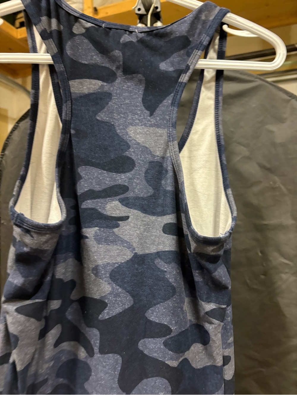 Ardene blue camo tank - Picture 3 of 3